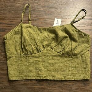 Green flower pink going out top super cute new with tags